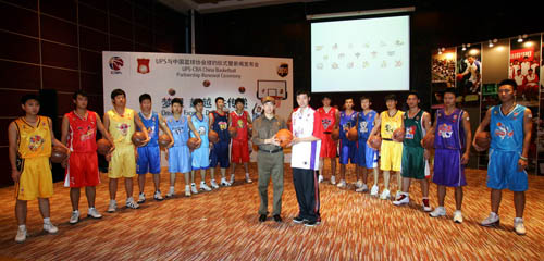 为什么球员喜欢在全垒打后指向天