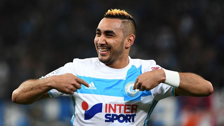 留队两季贡 留队两季贡